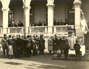 Fotografia d epoca originale 1931 MONZA Messa solenne con milizia PNF in un istituto scolastico Foto 16x13 1