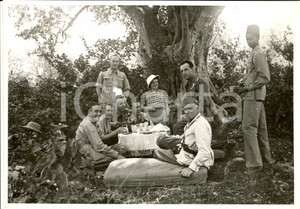 Fotografia d epoca originale 1938 SOMALIA A.O.I. Francesco Saverio CAROSELLI e l on. Davide FOSSA sul GIUBA 1