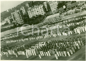 Fotografia d epoca originale 1935 GENOVA Squadre atleti FORZE ARMATE a Stadio NAFTA Fotografia 1