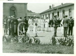 Fotografia d epoca originale 1934 LYON F Squadriglia aerea di UDINE accolta al canto di GIOVINEZZA Foto 1