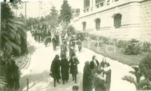 Fotografia d epoca originale 1930 ca MILANO ? Processione madri e vedove Combattenti Italiani Fotografia 1