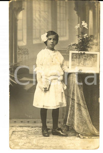 Fotografia d epoca originale 1930 ca FIUME ISTRIA Bambina alla Prima Comunione Foto cartolina CARPOSIO 1