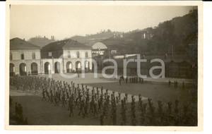 Fotografia d epoca originale 1920 ca REGIO ESERCITO Esercitazione in una caserma Foto VINTAGE 14x8 cm 1