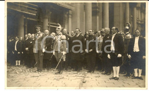 Fotografia d epoca originale 1930 MILANO Duca di Bergamo presenzia a funerali solenni Foto cartolina STRADA 1