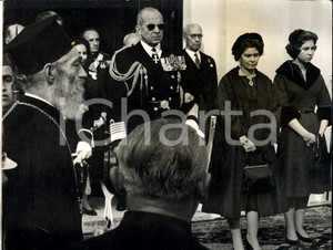 Fotografia d epoca originale 1960 ca ATENE Paolo e Federica di GRECIA con la figlia Sofia Foto 28x21 cm 1