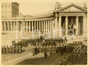 Fotografia d epoca originale 1929 ROMA Piazza SAN PIETRO Corteo Reale tra truppe pontificie Fotografia 1
