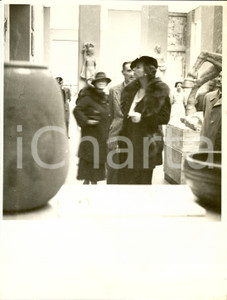 Fotografia d epoca originale 1936 MILANO TRIENNALE Giulio BARELLA Principessa PIEMONTE Mostra Tessile Foto 1