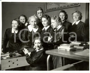 Fotografia d epoca originale 1938 MILANO Teatro Compagnia Dora MENICHELLI Assenza Ingiustificata Foto scena 1
