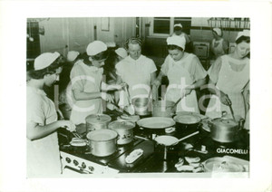 Fotografia d epoca originale 1941 BERLIN DE Propaganda di guerra Brave massaie e mogli a LETTEVEREIN 1