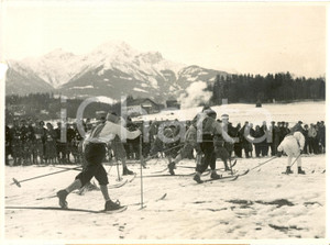 Fotografia d epoca originale 1933 INNSBRUCK AU Mondiali sci Partenza gara staffetta FOTOGRAFIA 1