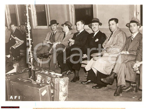 Fotografia d epoca originale 1941 NEW YORK USA WW2 Marinai italiani espulsi perchÃ© considerati spie FOTO 1