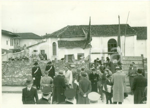 Fotografia d epoca originale 1940 TIRANA ALBANIA Folla a traslazione della salma poeta Naim FRASHERI Foto 1