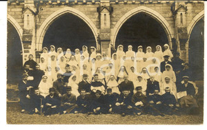 Fotografia d epoca originale 1918 BIARRITZ F Officiers d infanterie avec les soeurs du couvent dominicain 1