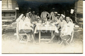 Fotografia d epoca originale 1915 WW1 TUNISIE Officiers d INFANTERIE COLONIALE  Ã  table pour le dÃ©jeuner 1