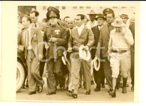Fotografia d epoca originale 1941 HAVANA CUBA Fulgencio BATISTA with Jaime MARINE and col. BAIKIN Photo 1
