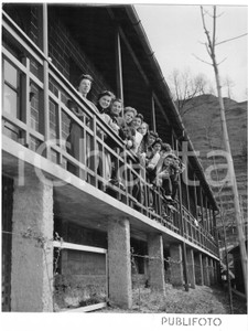 1954 USCIO (GE) Ginnaste Azzurre in ritiro - Foto di gruppo - 18x24 cm