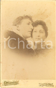 Fotografia d epoca originale 1920 ca LISBONA Ritratto di due donne affiancate Fotografia NOVAES 1