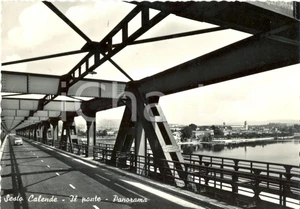 Cartolina originale da collezione 1955 ca SESTO CALENDE VA Panorama dal ponte  AUTO D EPOCA Cartolina animata 1