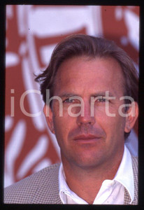 Fotografia d epoca originale Kevin COSTNER  VENEZIA Mostra del Cinema 1995  35 mm vintage slide 159 1