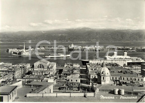 Cartolina originale da collezione 1960 ca MESSINA Panorama della cittÃ  Cartolina ANIMATA con navi FG NV 1