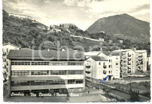 Cartolina originale da collezione 1968 SONDRIO Scorcio di via BOSATTA nel NUOVO RIONE *Cartolina FG VG 1