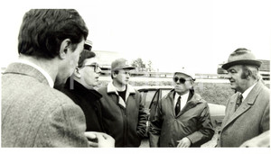 Fotografia d epoca originale 1989 ISSENHEIM F Riunione autoritÃ  su perdita petrolio vicino a gasdotto Foto 1