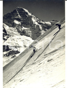 Fotografia d epoca originale 1970 ca AREA TORINESE  ALPI Sciatori sulle piste Foto HAUS VINTAGE 13x18 1