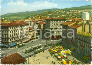 Cartolina originale da collezione 1958 TRIESTE Veduta aerea piazza GOLDONI con pubblicitÃ  CINZANO *ANIMATA FG VG 1