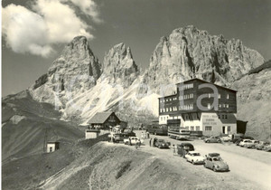 Cartolina originale da collezione 1964 PASSO SELLA (BZ) Albergo MARIA FLORA sul SASSOLUNGO  *Cartolina postale FG 1