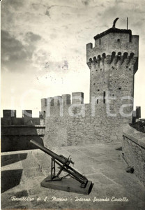 Cartolina originale da collezione 1960 REPUBBLICA SAN MARINO Interno secondo castello con cannone Cartolina FG VG 1