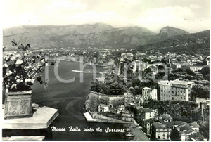 Cartolina originale da collezione 1955 SORRENTO NA Veduta del paese e del Monte FAITO Cartolina FG NV 1