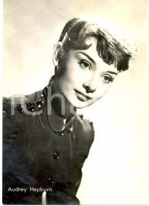 Cartolina originale da collezione 1960 ca CINEMA Audrey HEPBURN Ritratto fotografico Cartolina FG NV 1