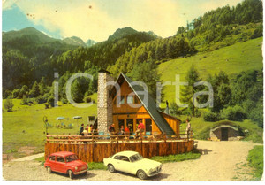 Cartolina originale da collezione 1971 PEJO TN Fiat 600 e Alfa Romeo Baita TRE LARICI Cartolina ANIMATA VINTAGE 1