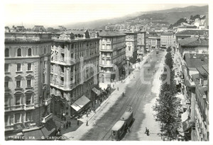 Cartolina originale da collezione 1960 ca TRIESTE VIA GIOSUE CARDUCCI Animata con tram Cartolina FG NV 1