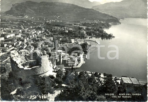 Cartolina originale da collezione 1959 RIVA DEL GARDA TN Vista del BASTIONE e LAGO  Cartolina FG VG 1