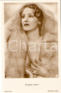 Cartolina originale da collezione 1930 ca CINEMA Attrice Brigitte HELM Ritratto con velo Cartolina FP NV 1
