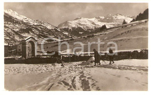 Cartolina originale da collezione 1950 ca BORMIO (SO) Slitta e sciatrici sulle piste innevato *Cartolina FP NV 1