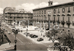 Cartolina originale da collezione 1959 BARI Piazza Prefettura PALAZZO DEL GOVERNO Insegna MOTTA Cartolina FG VG 1