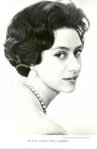Cartolina originale da collezione 1955 ca LONDON (ENGLAND) Her Royal Highness Princess MARGARET *Postcard 1
