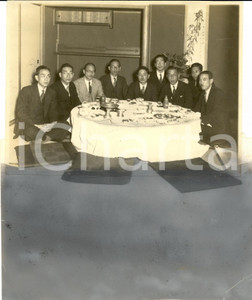 Fotografia d'epoca originale 1934 TOKYO (JAPAN) ? Delegati giapponesi a un pranzo ufficiale *Fotografia 1