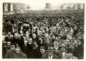 Fotografia d epoca originale 1939 ROMA Fedeli in piazza SAN PIETRO per benedizione Urbis et orbis di PIO XII 1