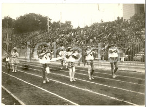 Fotografia d epoca originale 1934 MILANO ARENA  LITTORIALI Gruppo di Torino al carosello storico Foto 1
