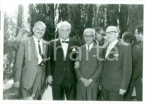 Fotografia d epoca originale 1961 CHIANCIANO TERME Francesco FLORA con giurati Premio di Poesia Narrativa 1