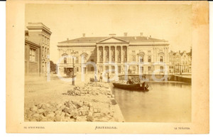 Fotografia d epoca originale 1880 ca AMSTERDAM Veduta del teatro con un canale Foto DE SCHOUWBURG Animata 1