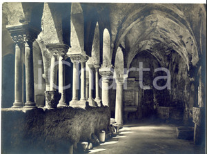 Fotografia d epoca originale 1940 ca CAVA DE  TIRRENI SA Chiostro dell abbazia Fotografia VINTAGE 1
