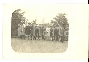 Fotografia d epoca originale 1910 ca AREA LOMBARDA ? Gruppo di gentiluomini con signora Foto cartolina FP 1