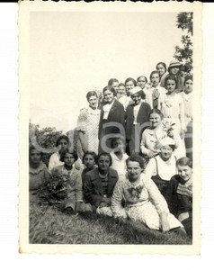 Fotografia d epoca originale 1934 AREA DI TORINO Gita sociale tra ragazze Foto VINTAGE 7x9 cm 1