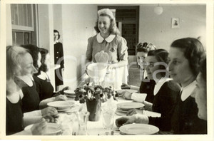 Fotografia d epoca originale 1942 ROMA MONTE SACRO Corso Economia Domestica per allieve collegio GIL Foto 1