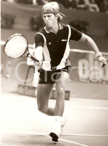 Fotografia d epoca originale 1982 MILANO Cuore Tennis Cup Vincent VAN PATTEN match Sponsor ELLESSE Fotografia 1