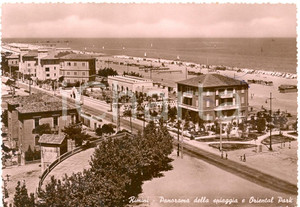 Cartolina originale da collezione 1949 RIMINI Panorama della spiaggia e ORIENTAL PARK Cartolina FG VG ANIMATA 1
